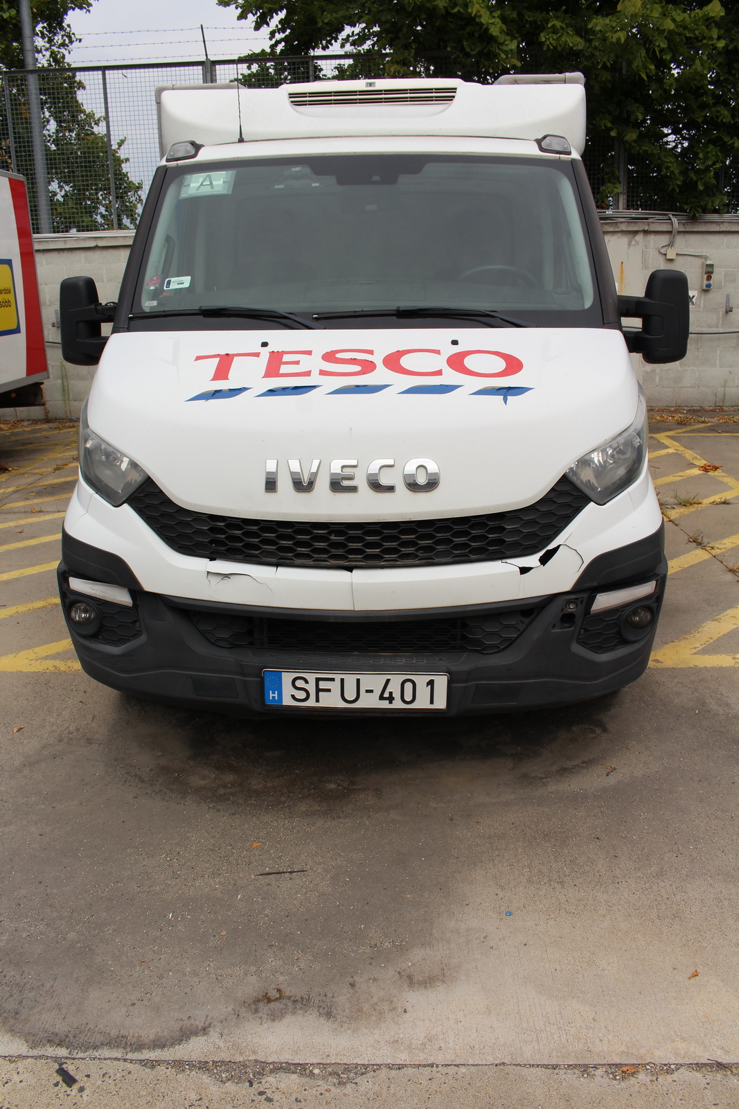 Hűtős kisteherautó 3