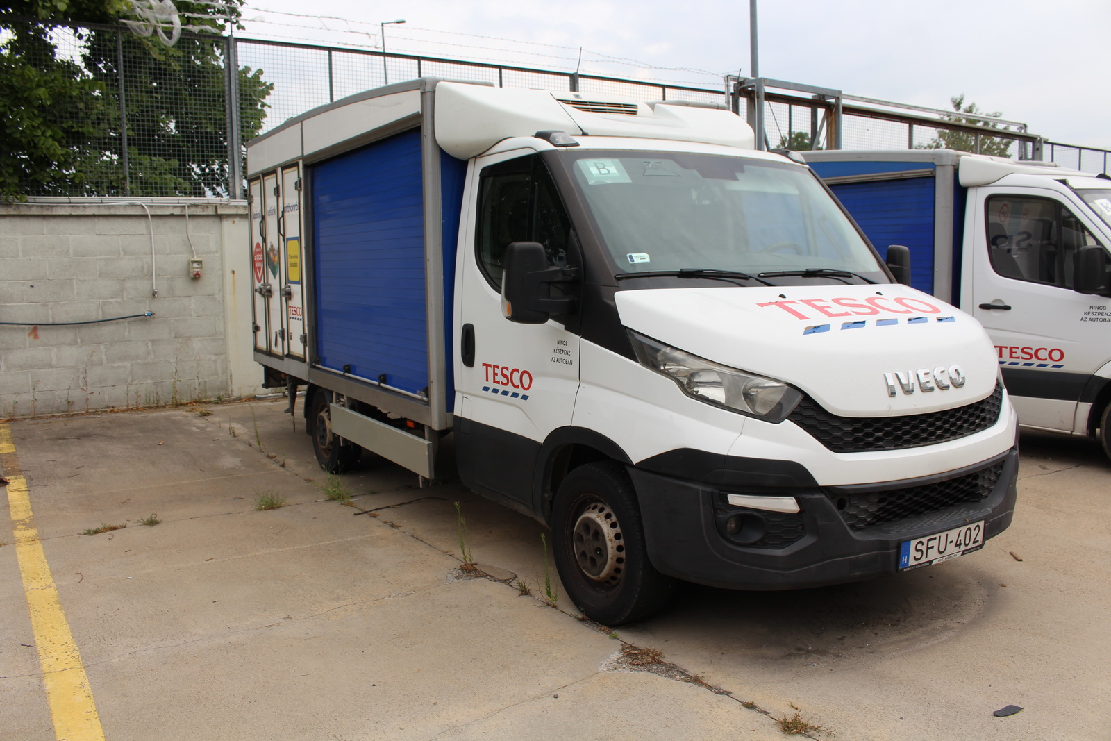 Hűtős kisteherautó 2