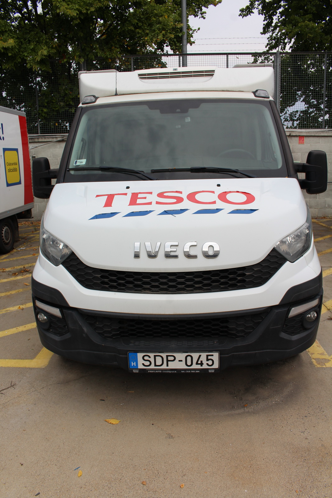 Hűtős kisteherautó 4