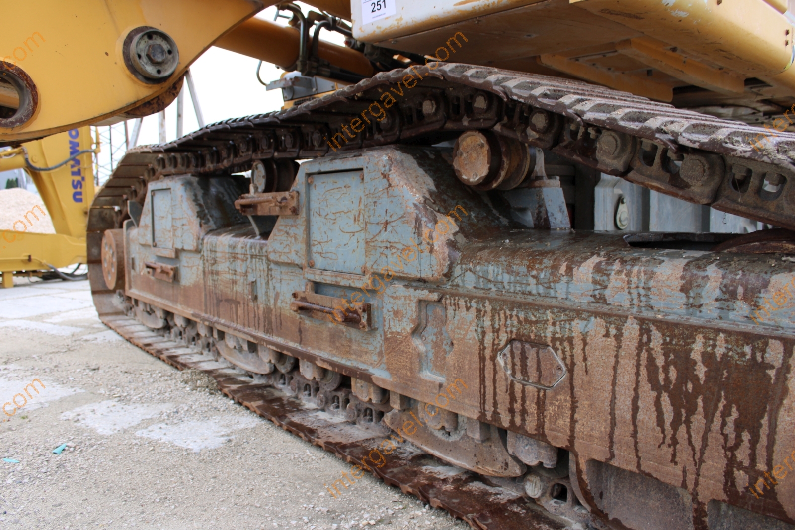 Hosszúgémű lánctalpas kotró – Liebherr 14