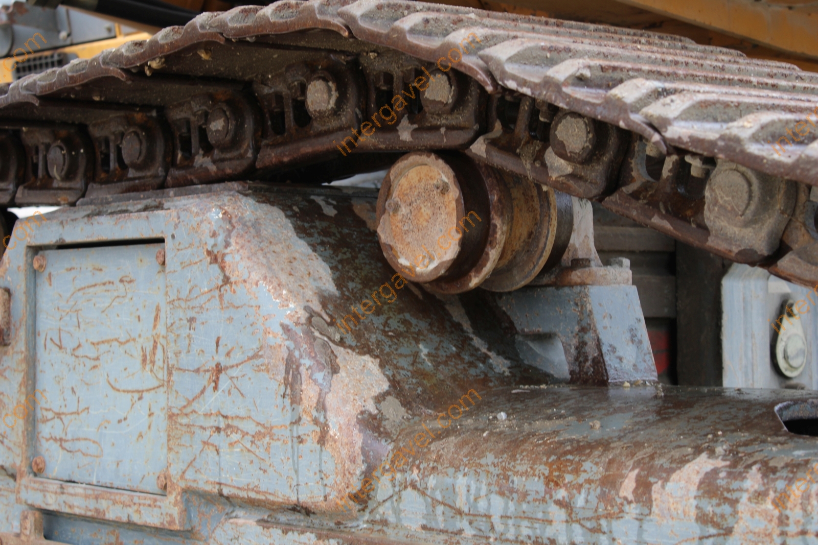 Hosszúgémű lánctalpas kotró – Liebherr 15