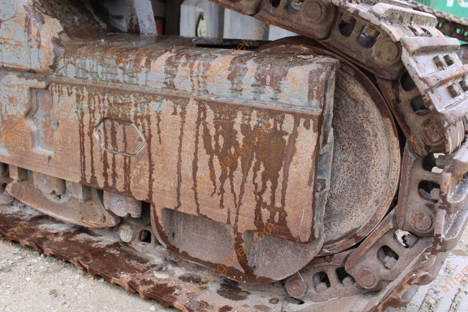 Hosszúgémű lánctalpas kotró – Liebherr 16