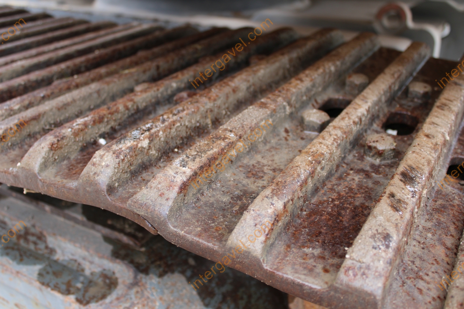 Hosszúgémű lánctalpas kotró – Liebherr 17