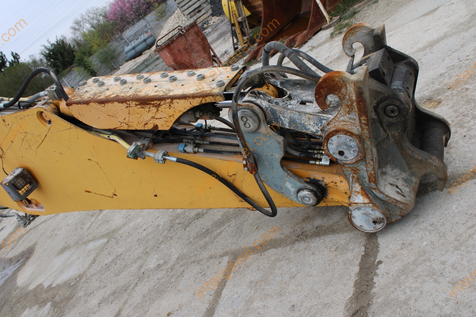 Hosszúgémű lánctalpas kotró – Liebherr 31