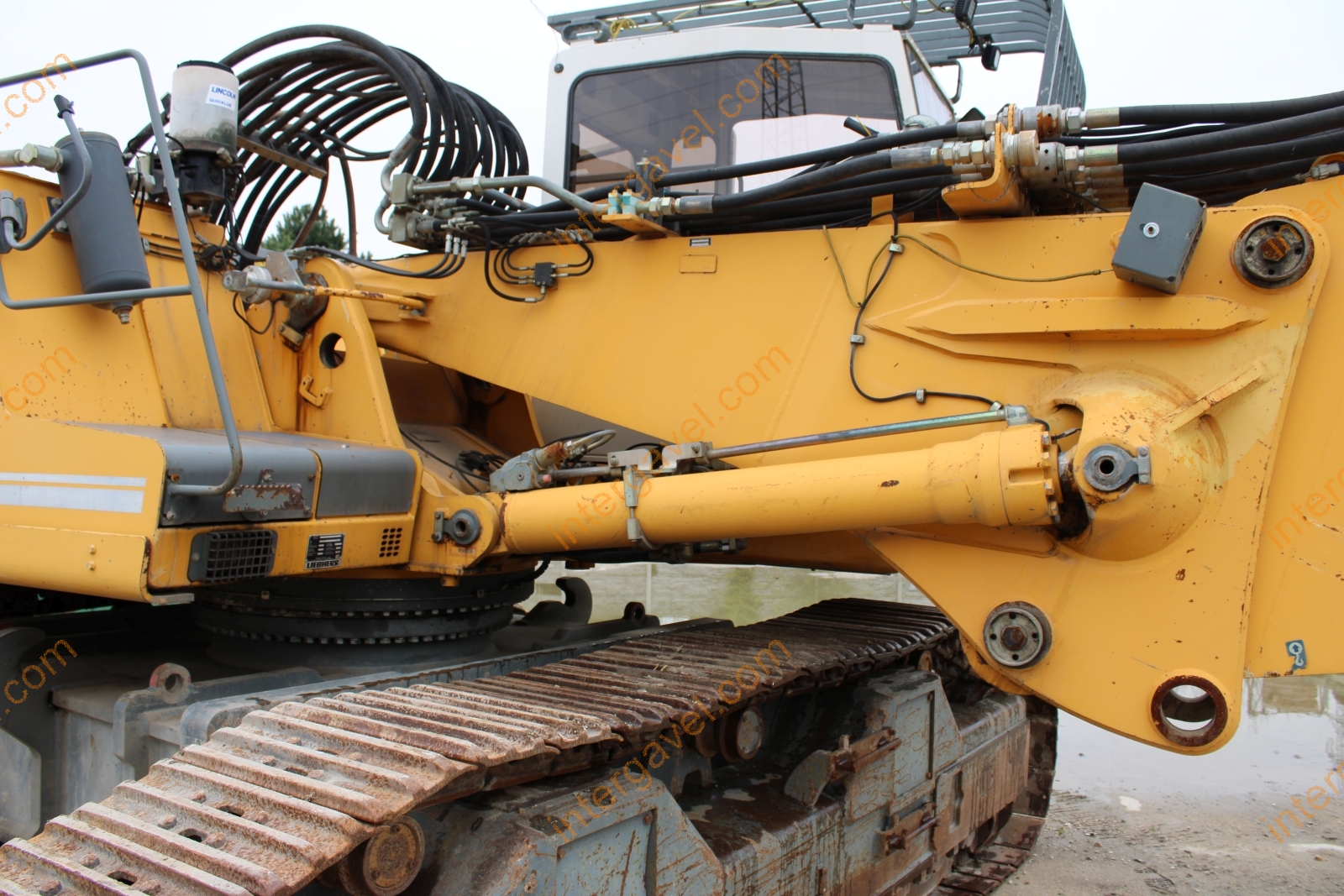 Hosszúgémű lánctalpas kotró – Liebherr 36