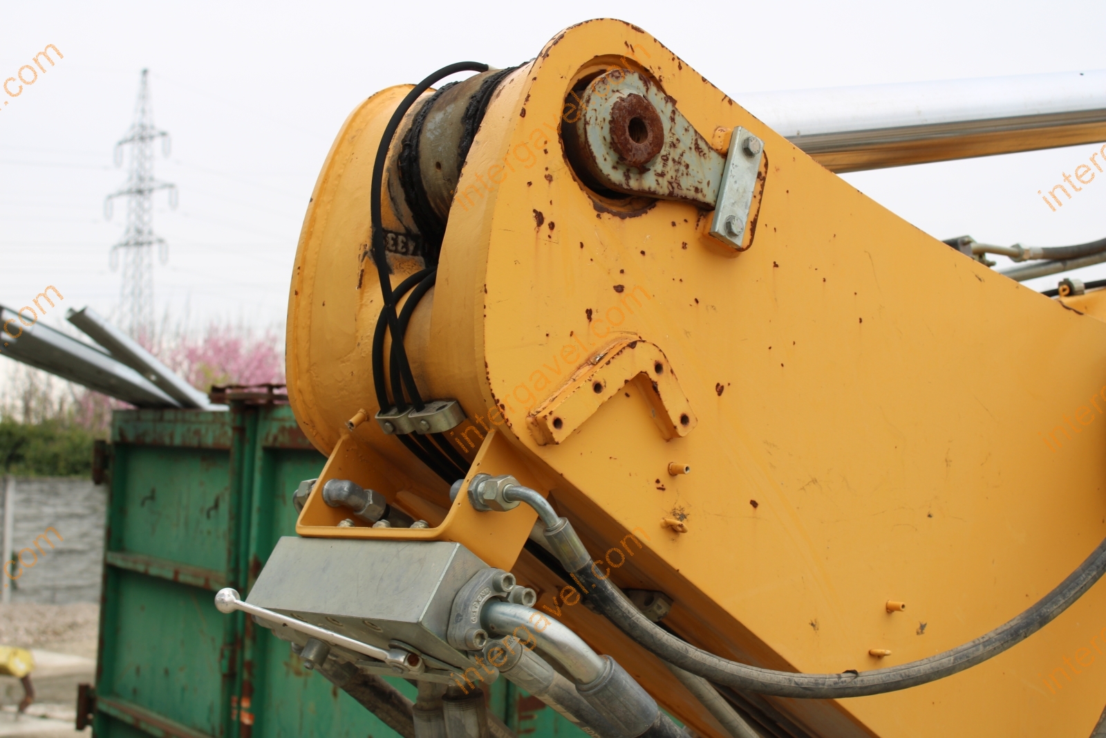 Hosszúgémű lánctalpas kotró – Liebherr 51