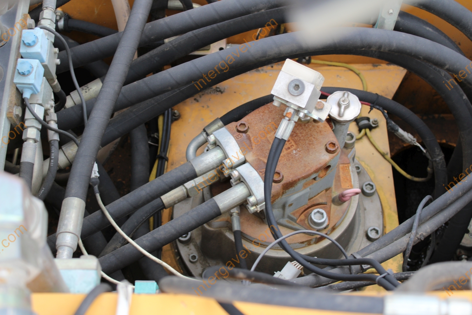 Hosszúgémű lánctalpas kotró – Liebherr 78