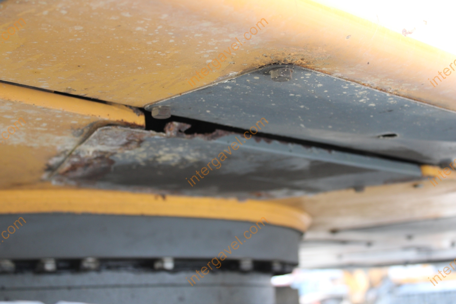 Gumikerekes kotró - LIEBHERR 18