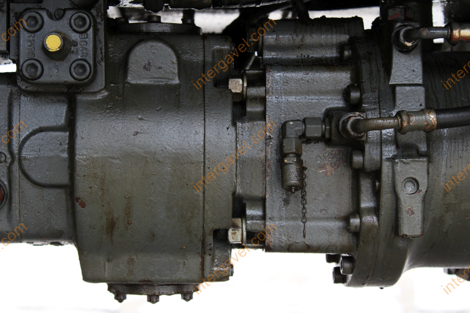 Gumikerekes kotró - LIEBHERR 29