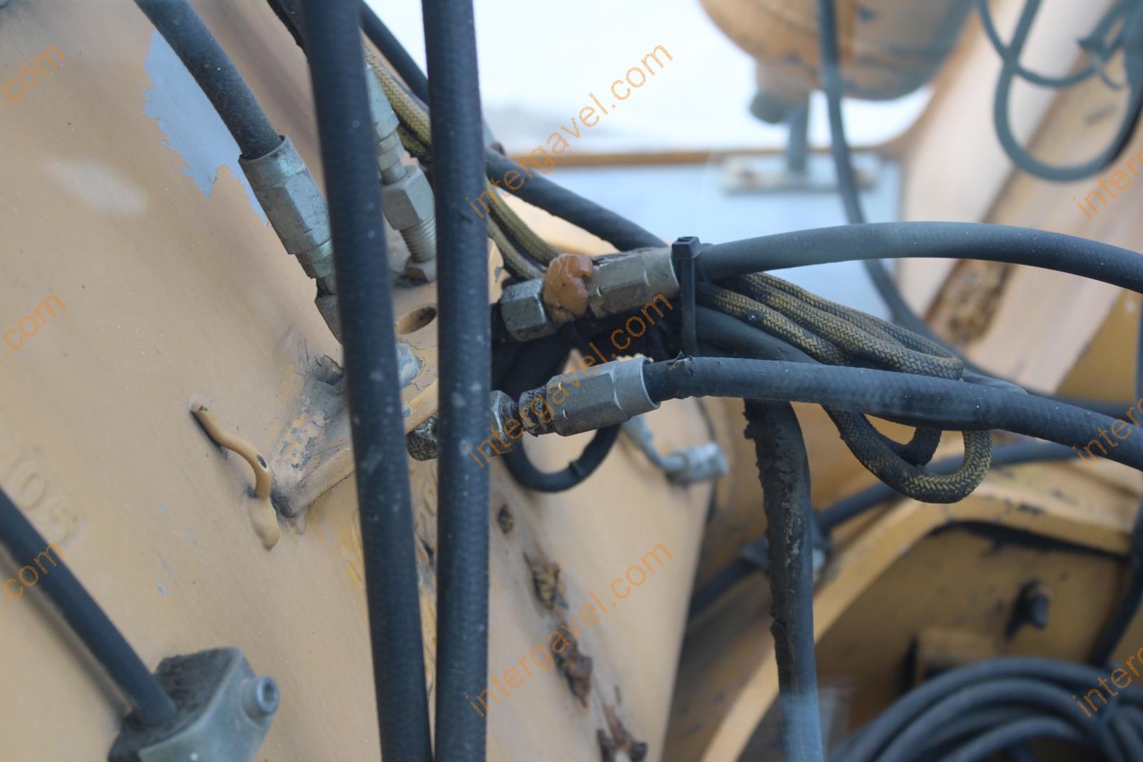 Gumikerekes kotró - LIEBHERR 69