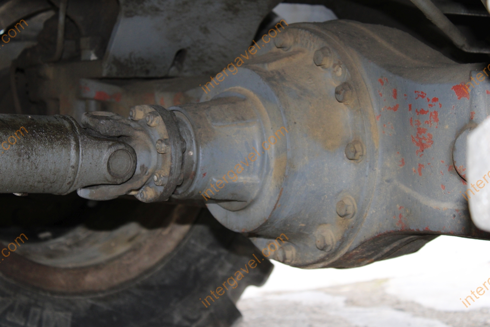 Gumikerekes kotró - LIEBHERR 75