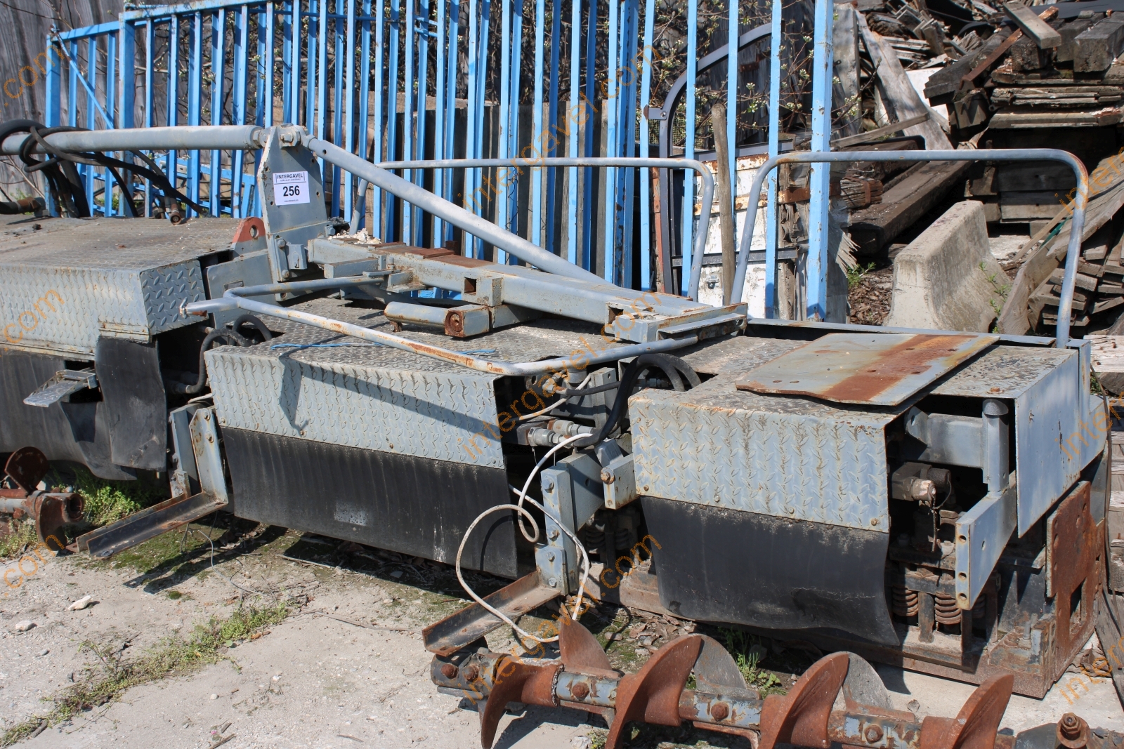 Aszfalt finiser pad és szélesítő 2