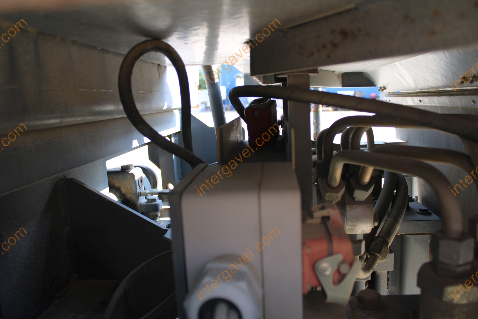 Aszfalt finiser pad és szélesítő 18