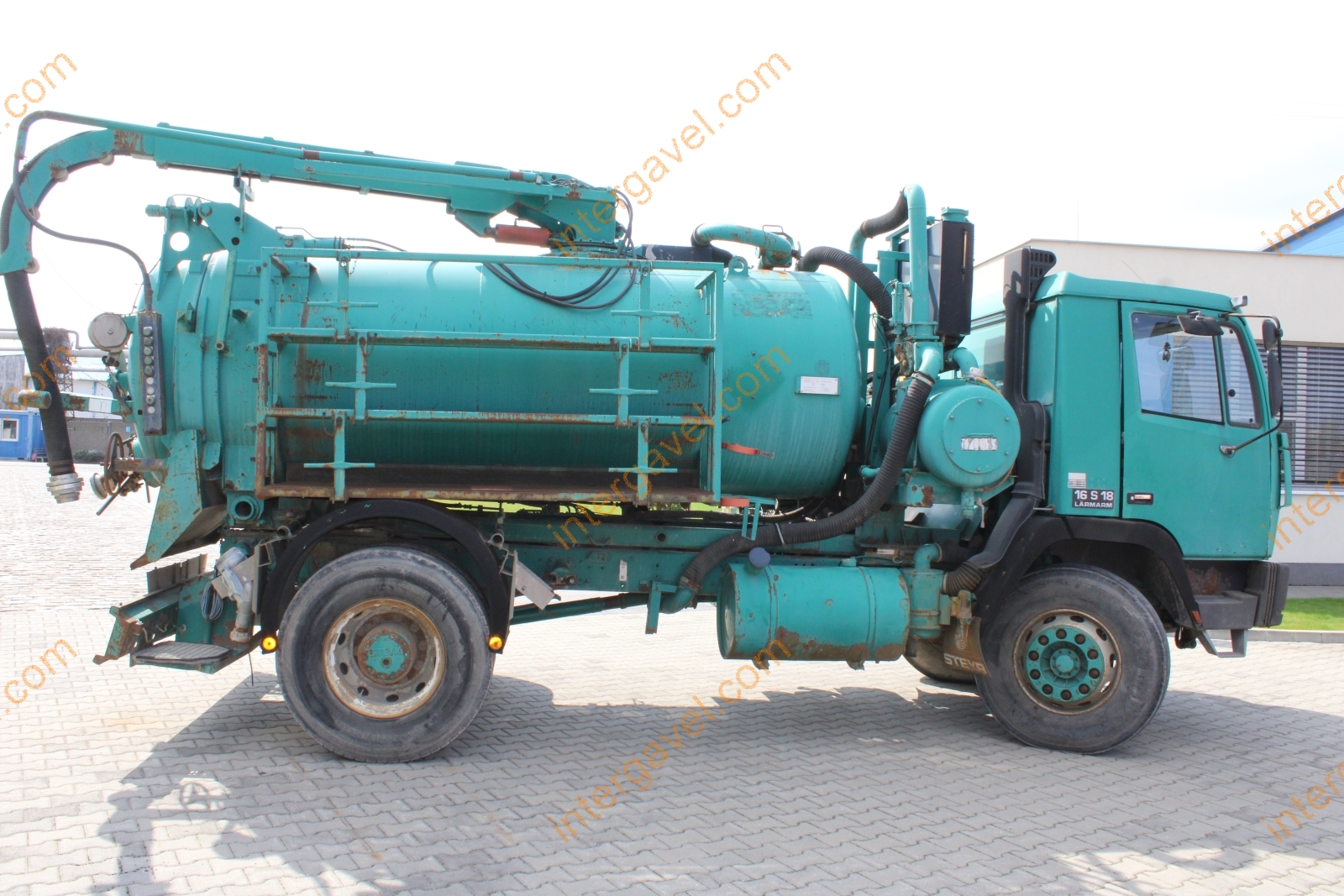 Tartályos locsolóautó – Steyr 3