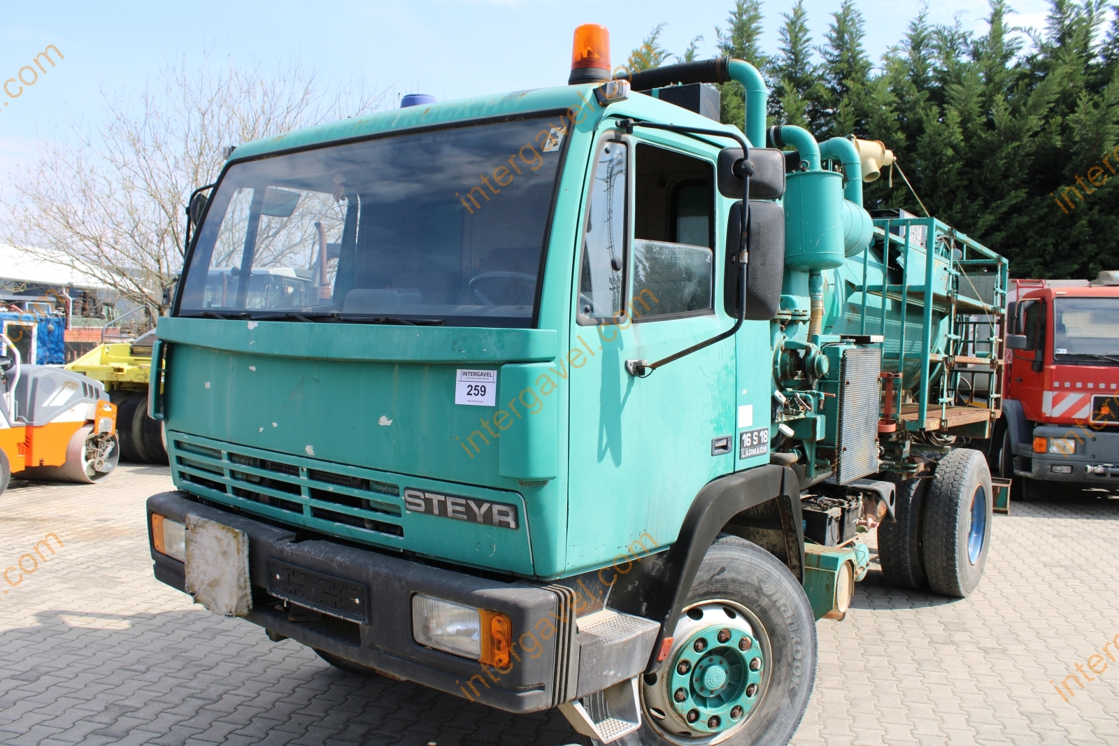 Tartályos locsolóautó – Steyr 5