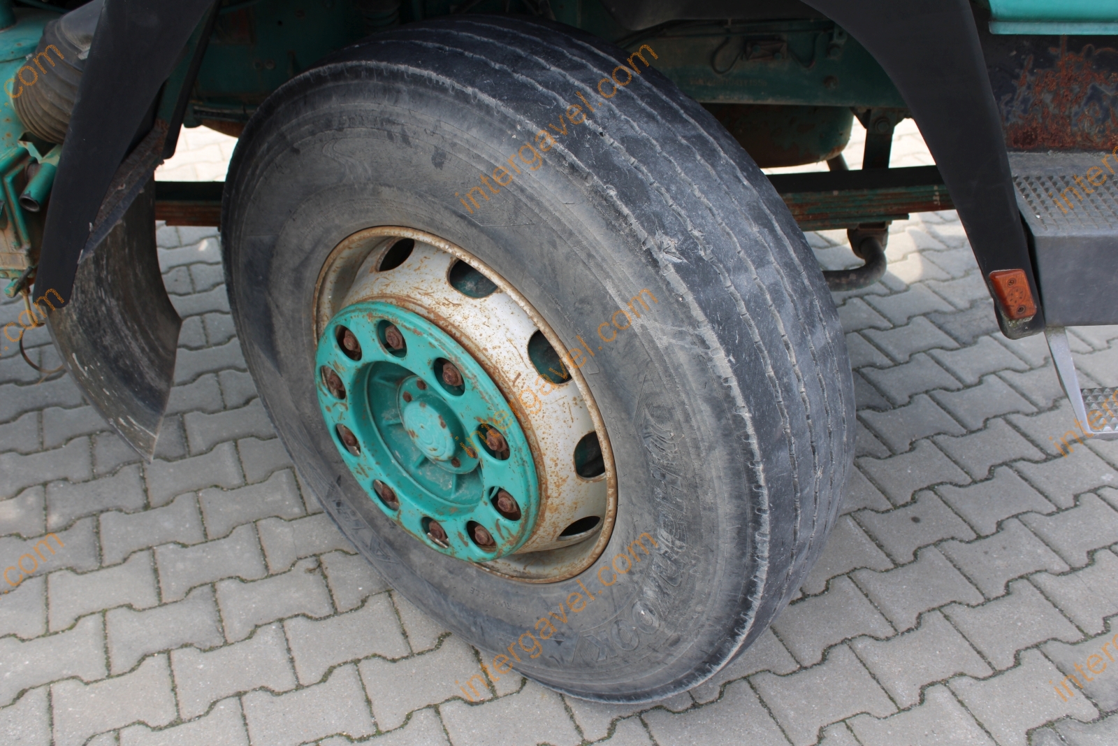 Tartályos locsolóautó – Steyr 10