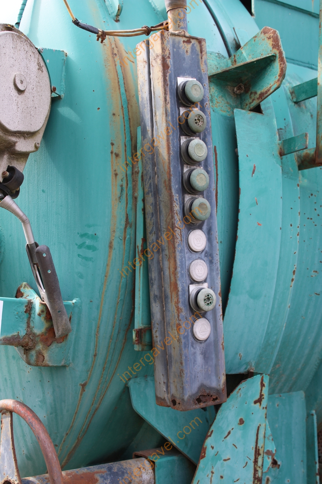 Tartályos locsolóautó – Steyr 32