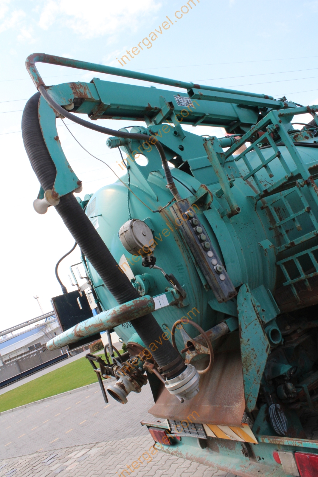 Tartályos locsolóautó – Steyr 34