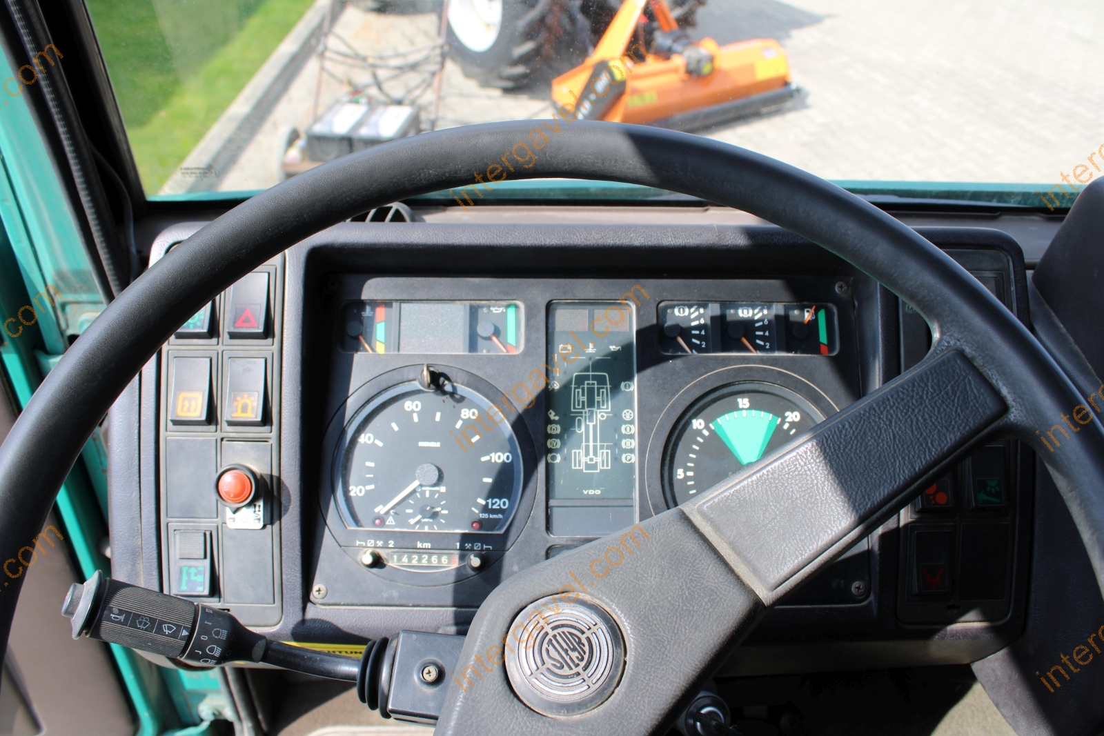 Tartályos locsolóautó – Steyr 48