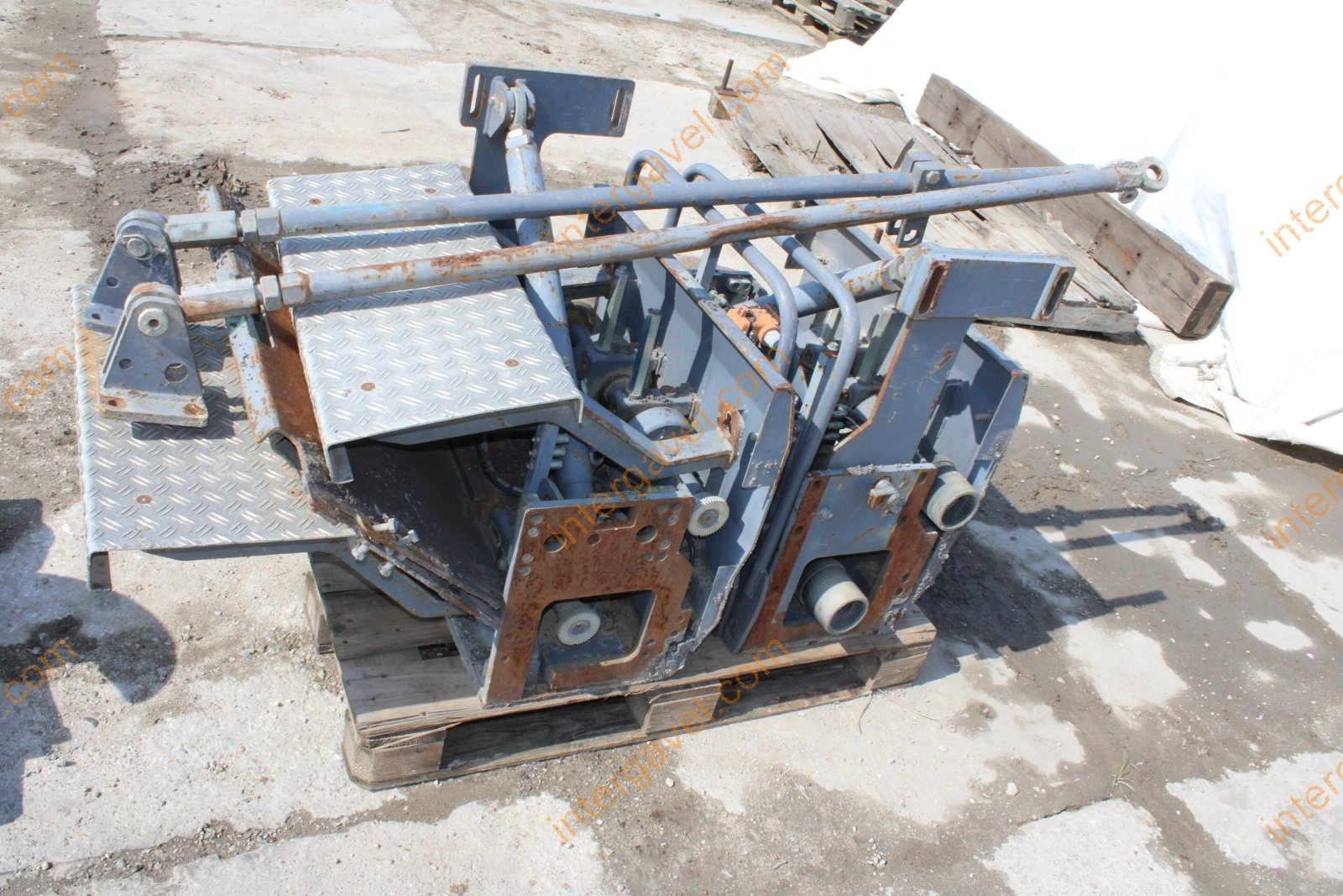 Aszfalt finiser szélesítő 4