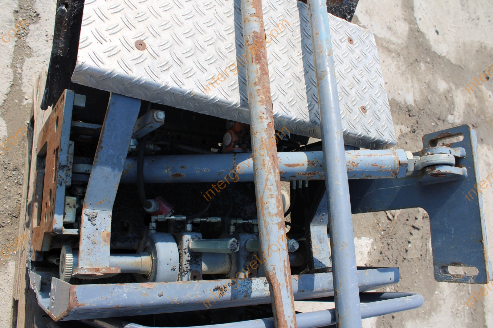 Aszfalt finiser szélesítő 6