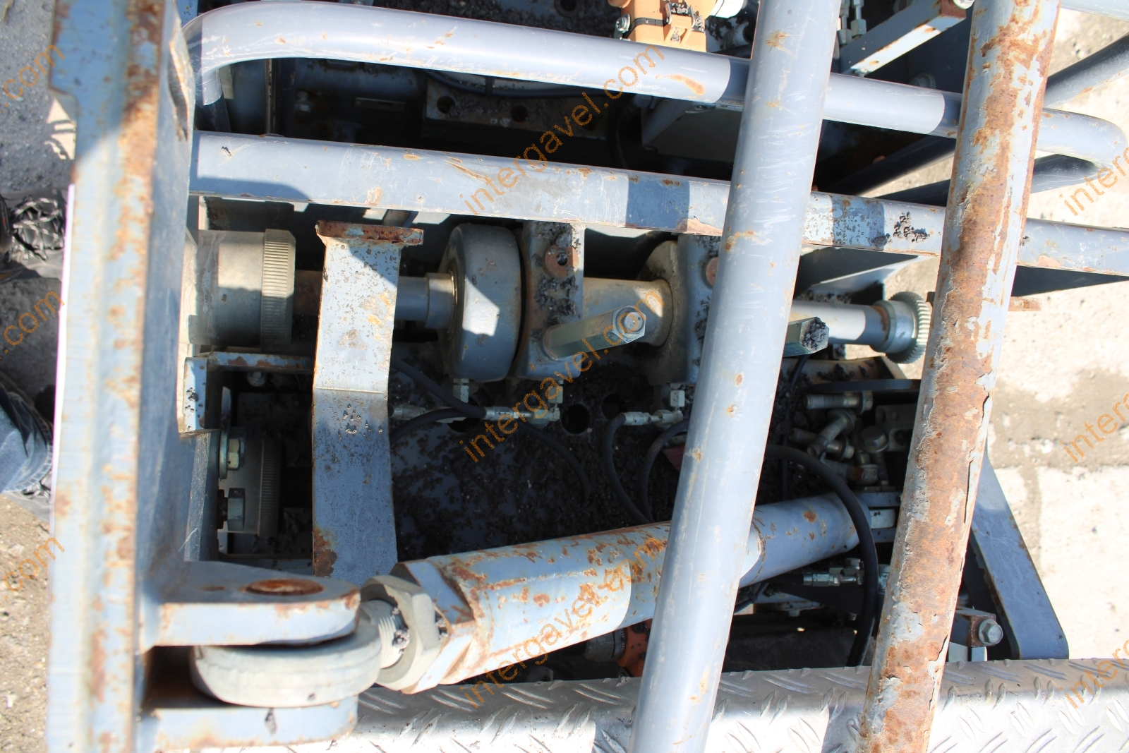 Aszfalt finiser szélesítő 9