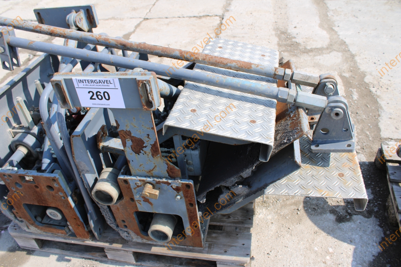 Aszfalt finiser szélesítő 11