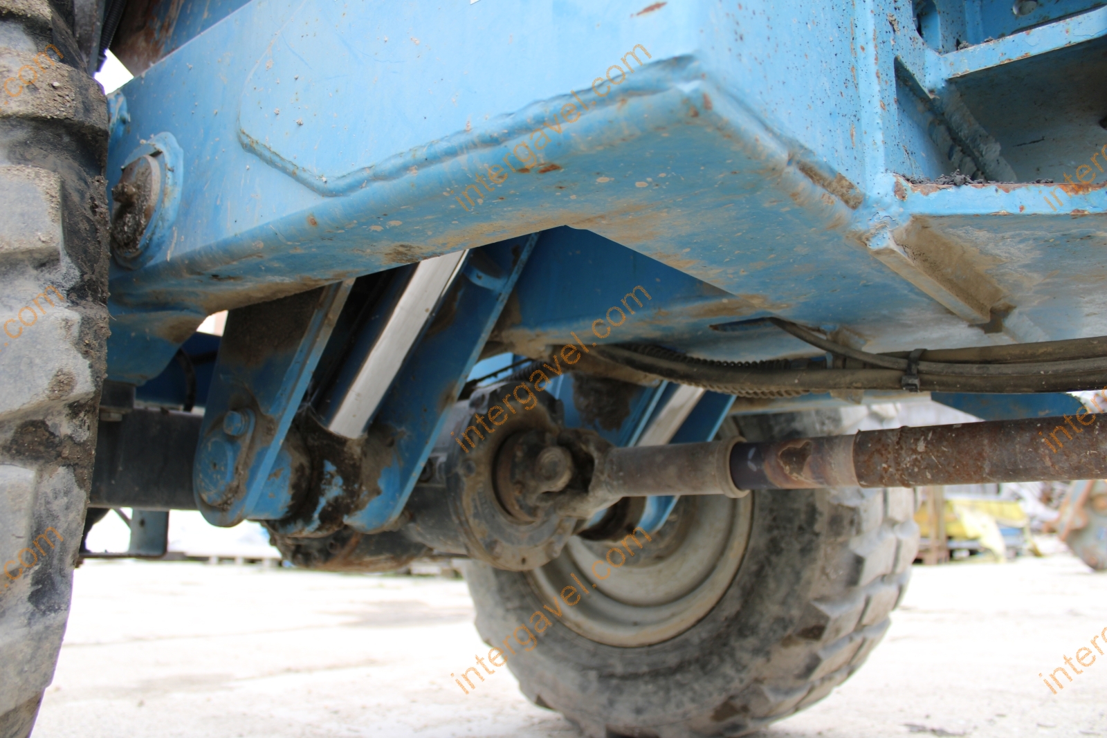 Paus dömper, évjárat: 2001 13