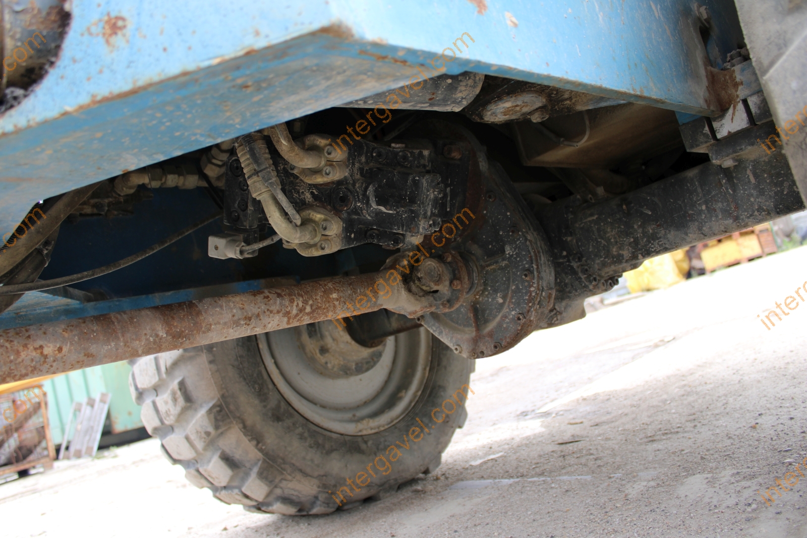 Paus dömper, évjárat: 2001 15