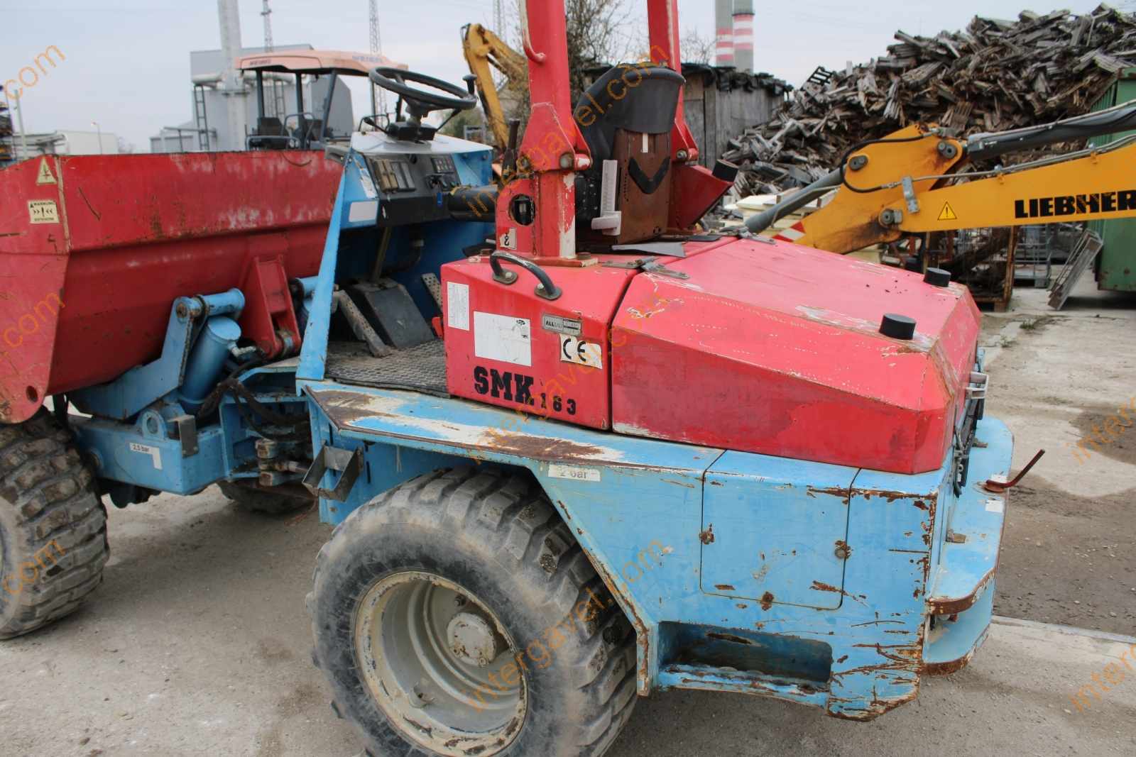 Paus dömper, évjárat: 2001 16