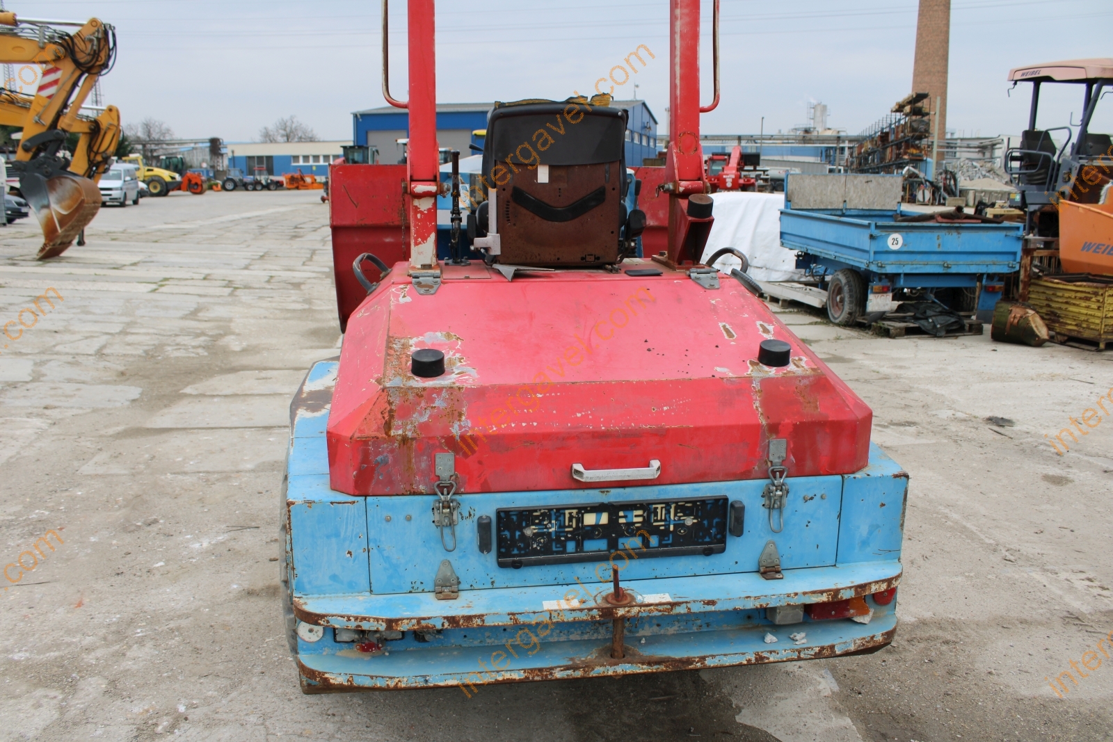 Paus dömper, évjárat: 2001 17