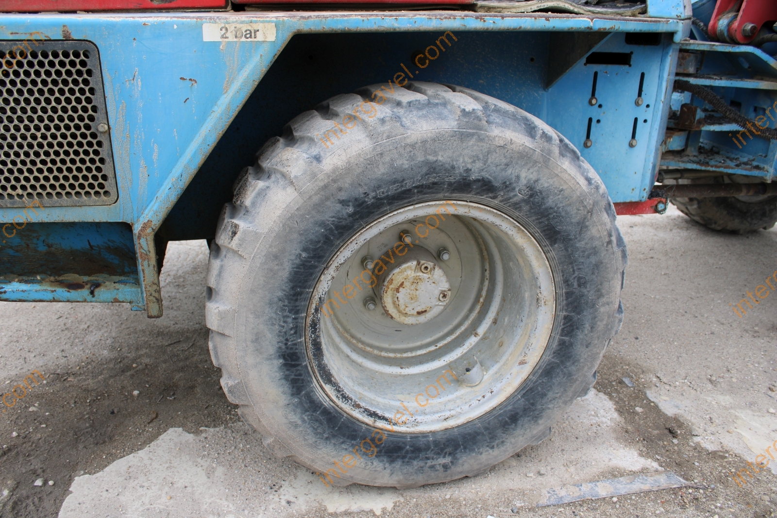 Paus dömper, évjárat: 2001 19