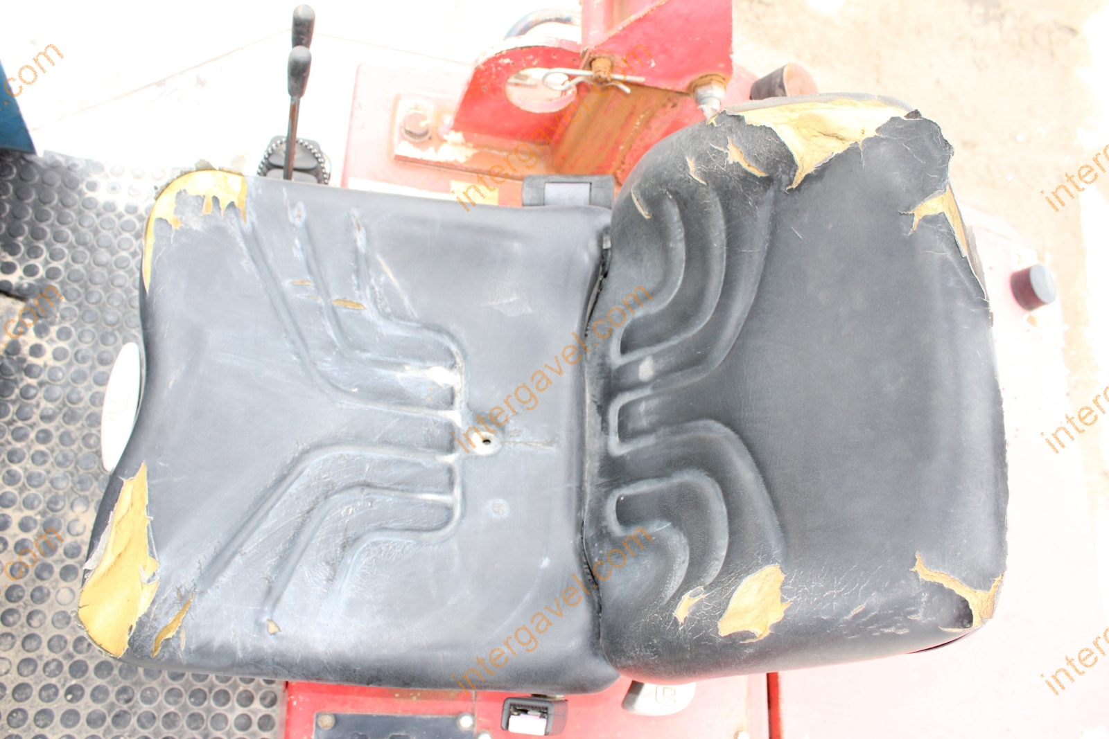 Paus dömper, évjárat: 2001 31