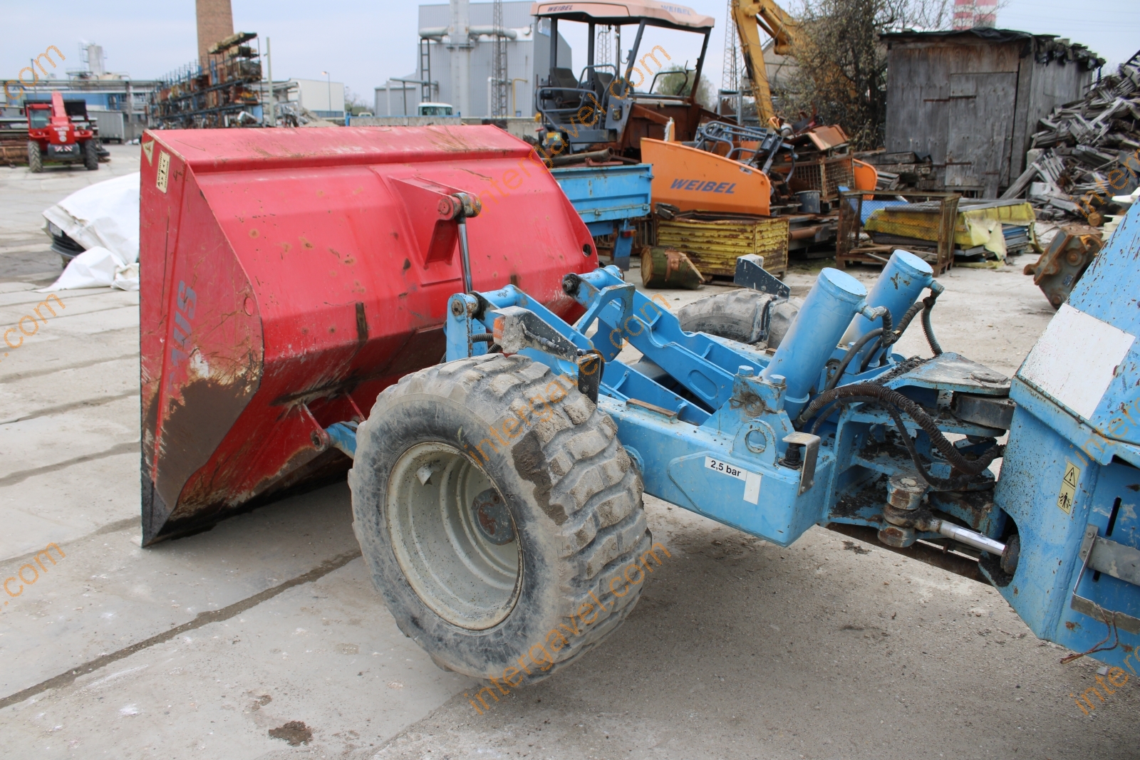 Paus dömper, évjárat: 2001 32