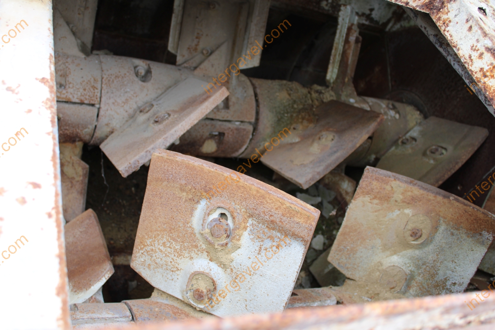 SIMEM betonkeverő 9