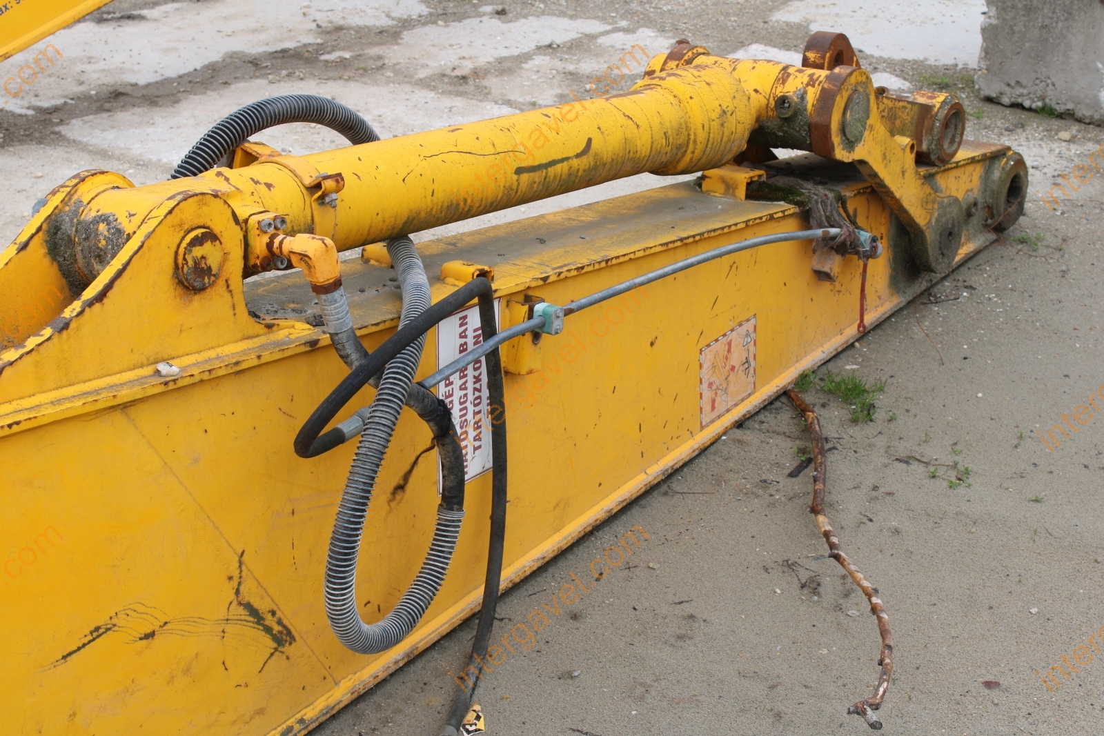 Kotró gém - JCB 16