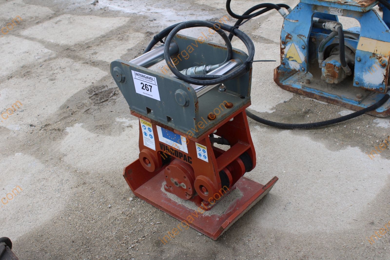 Lapvibrátor adapter kotróhoz 2