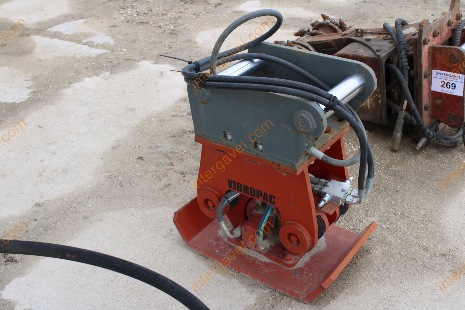 Lapvibrátor adapter kotróhoz 4