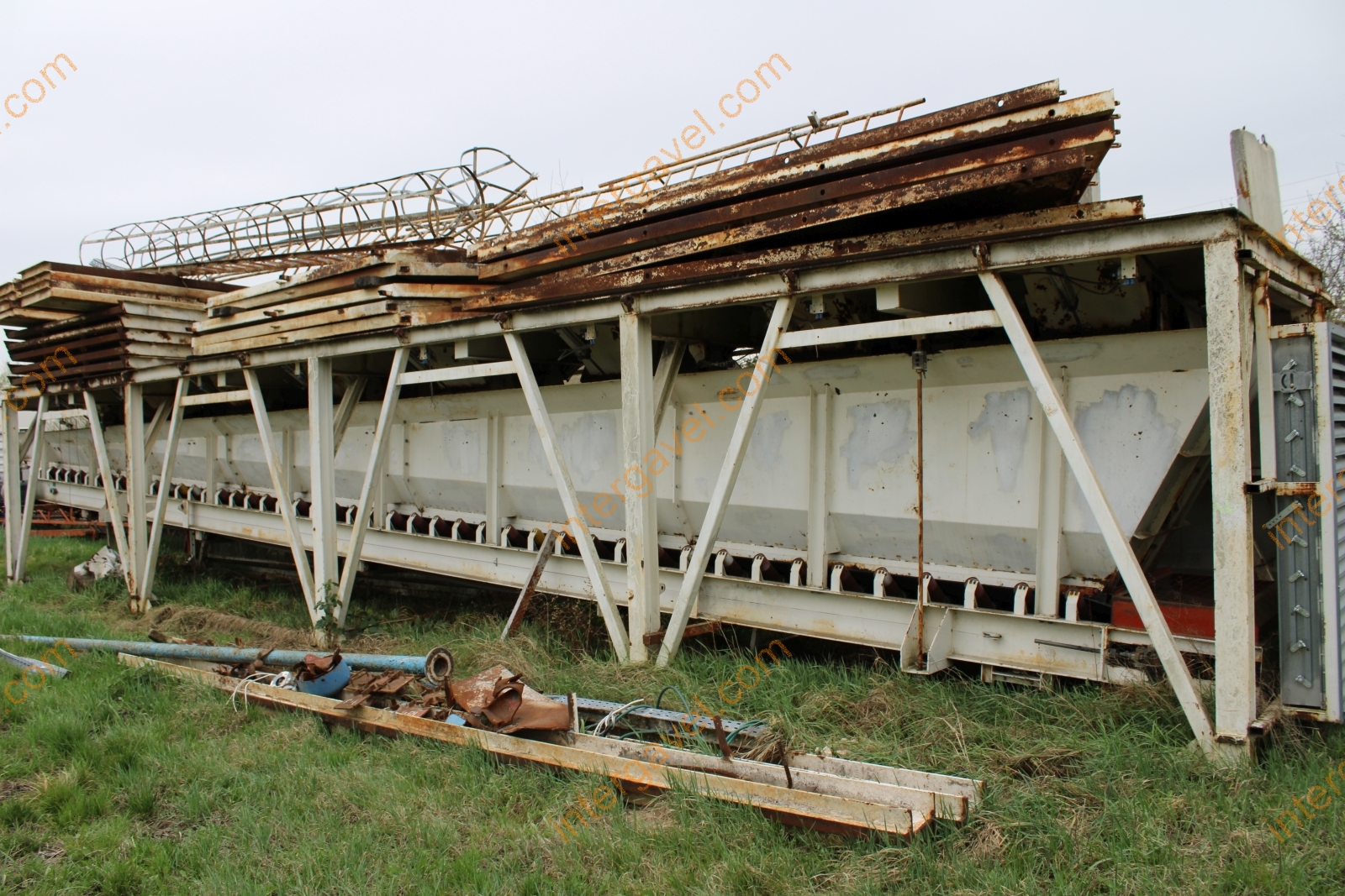 Soradagoló szalaggal 5