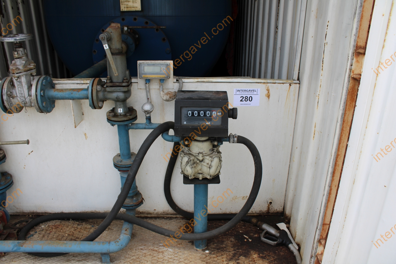 Üzemanyag konténer 10