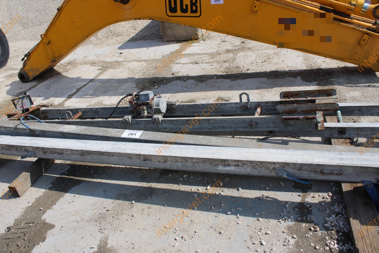 Betonsimító gerendák villanymotorral 4