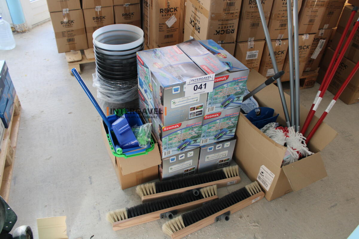 Vegyes takarító kellékek