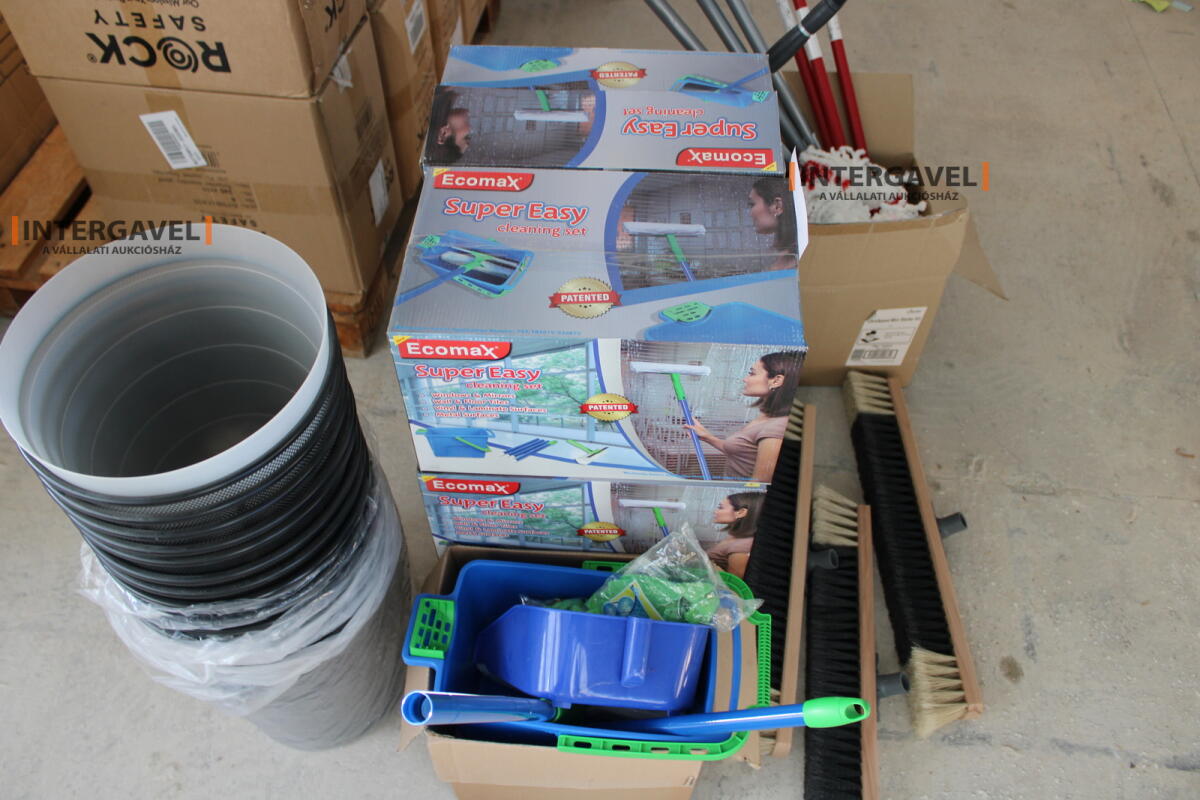 Vegyes takarító kellékek 3