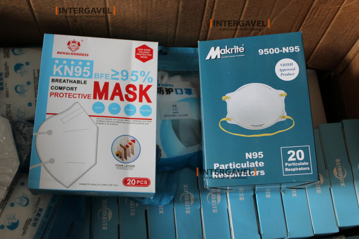 Vegyes gumikesztyűk és maszkok 9