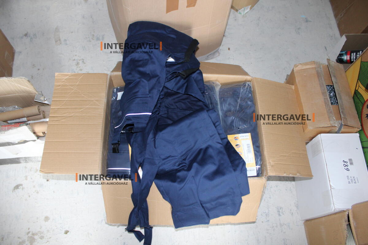 Vegyes munkavédelmi ruhák 8