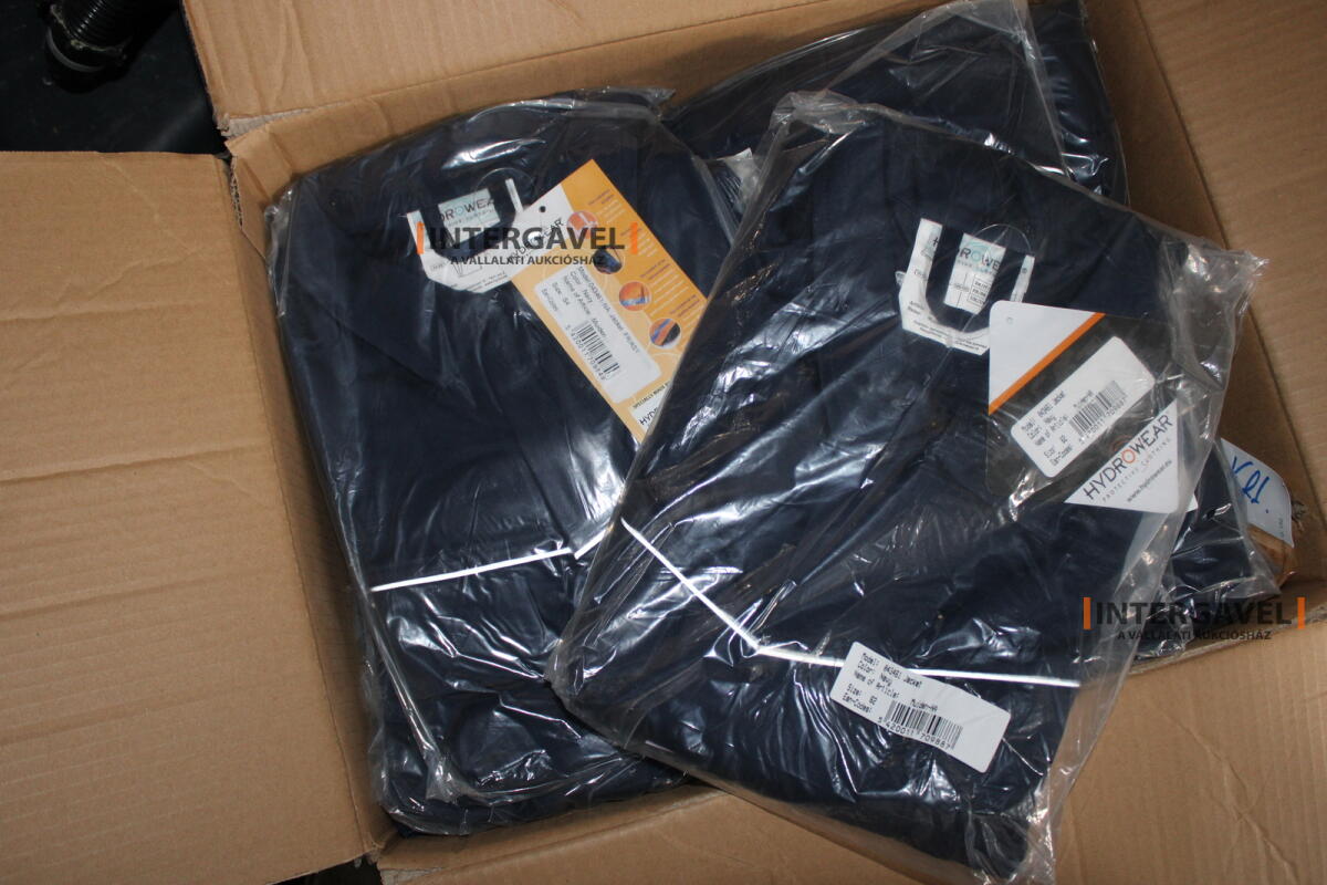 Vegyes munkavédelmi ruhák 10