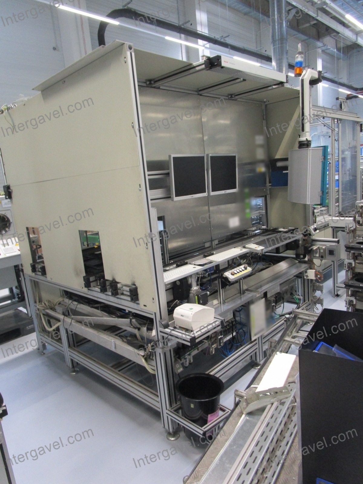 Optikai ellenőrző munkahely 3