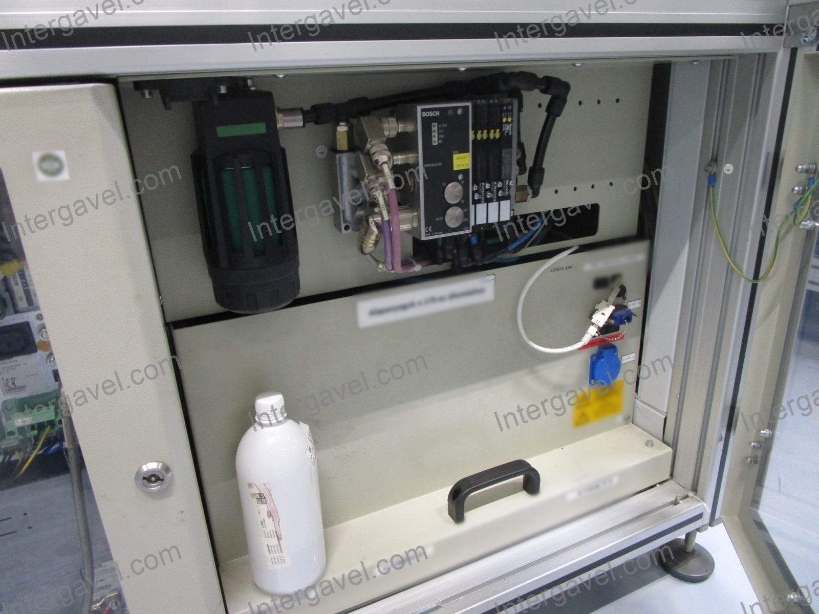 Cimkéző munkahely Rexroth robottal 4