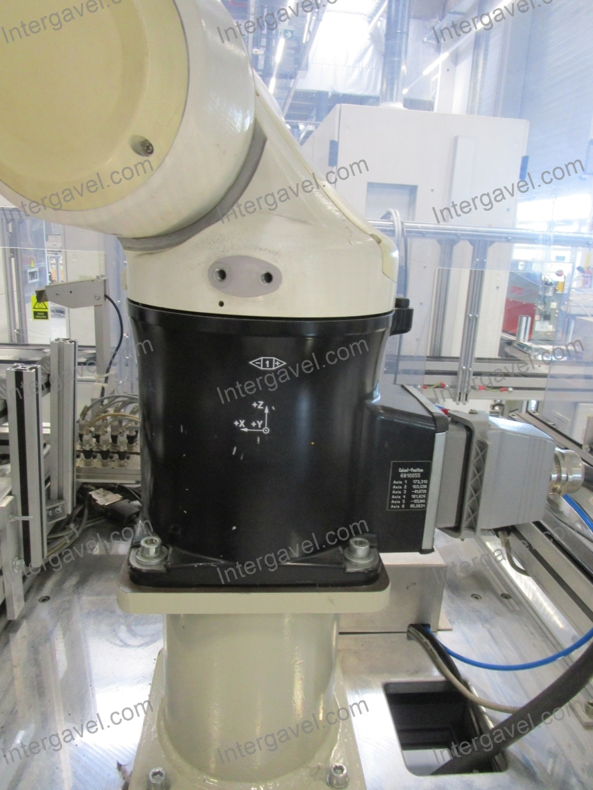 Cimkéző munkahely Rexroth robottal 11