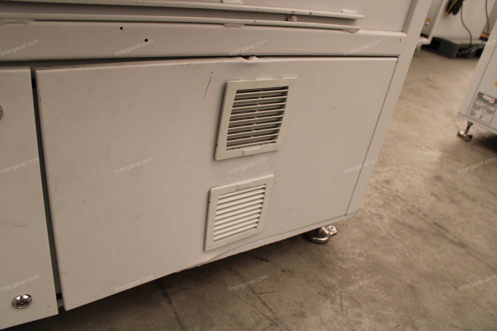 Bontott szerelő munkahely TS 80-as Stäubli robottal 26